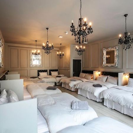 The V.I.P Suite - Sleeps 24! Best For Large Groups Liverpool Exterior foto