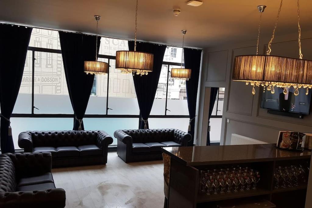 The V.I.P Suite - Sleeps 24! Best For Large Groups Liverpool Exterior foto